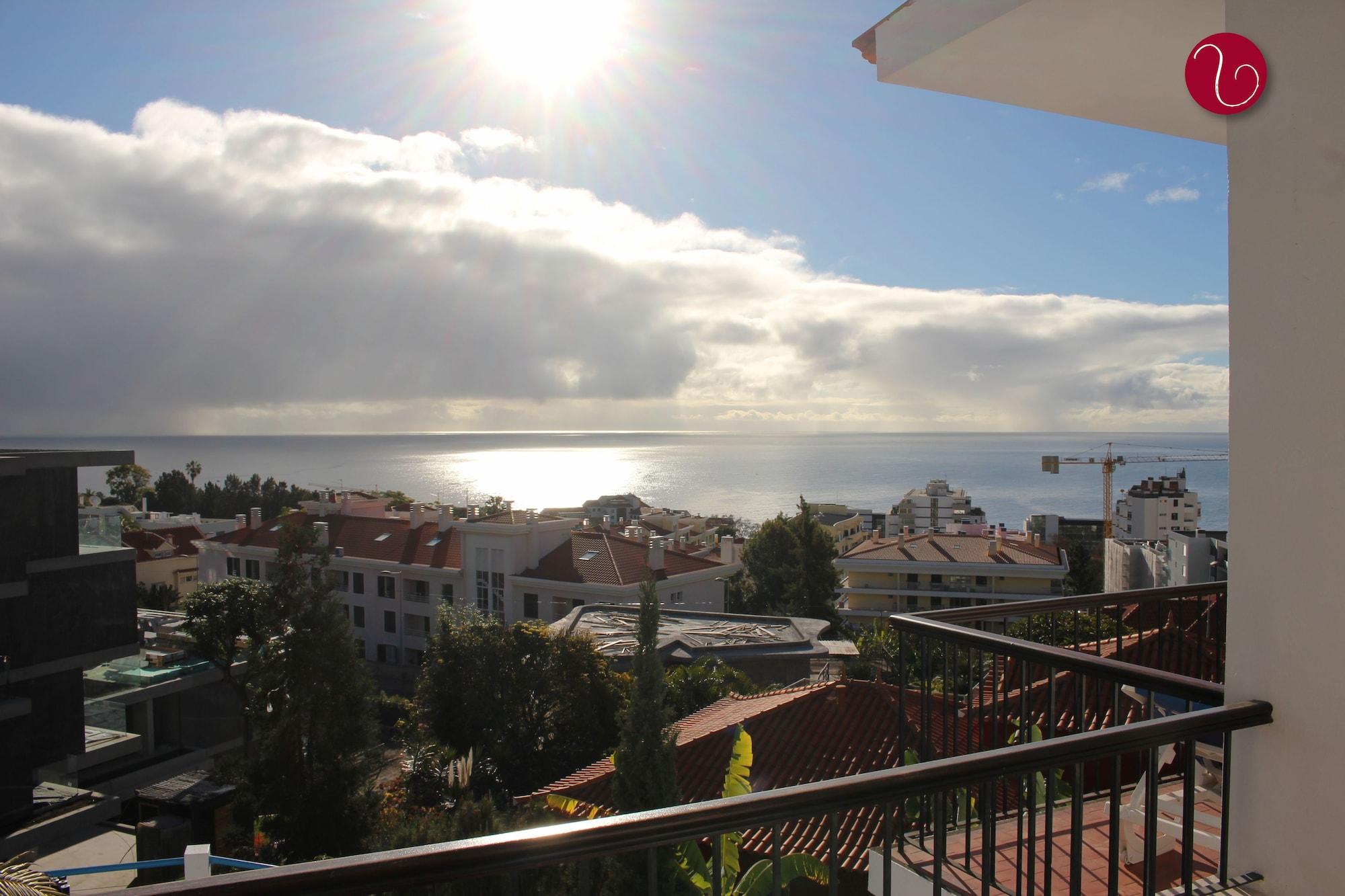 Guesthouse Vila Lusitania Funchal  Eksteriør bilde